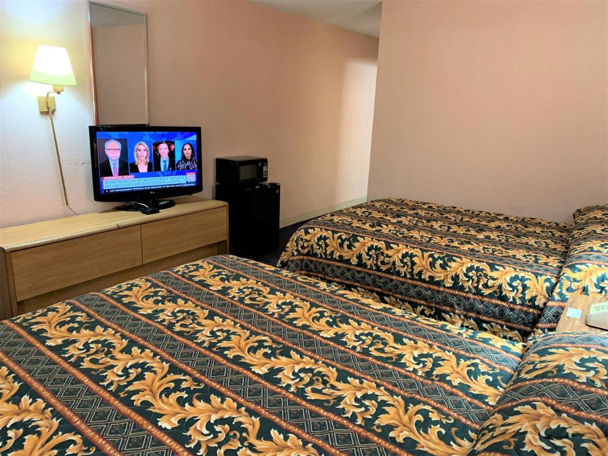Red Carpet Inn & Suites Lima -Listing Partner Buitenkant foto