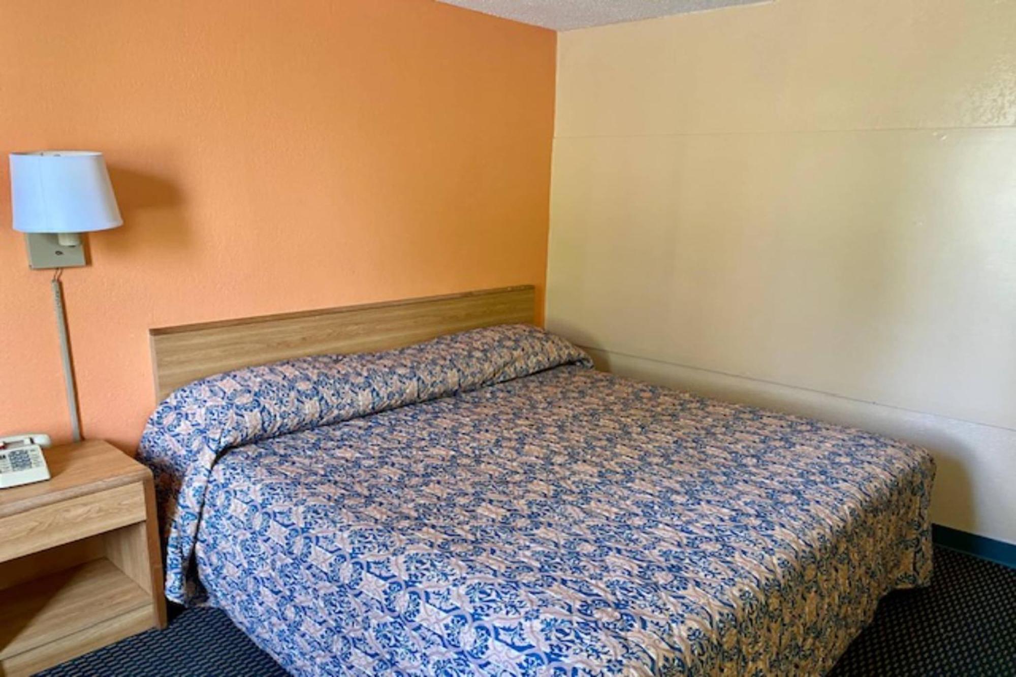 Red Carpet Inn & Suites Lima -Listing Partner Buitenkant foto