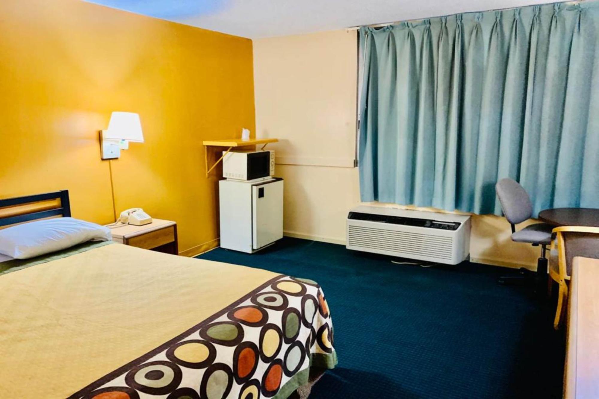 Red Carpet Inn & Suites Lima -Listing Partner Buitenkant foto