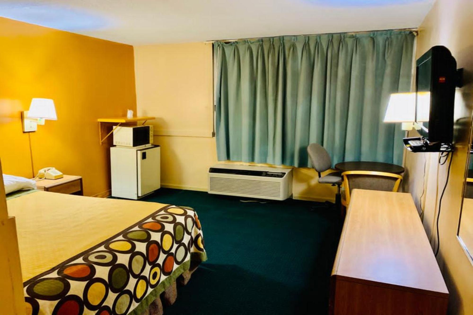 Red Carpet Inn & Suites Lima -Listing Partner Buitenkant foto