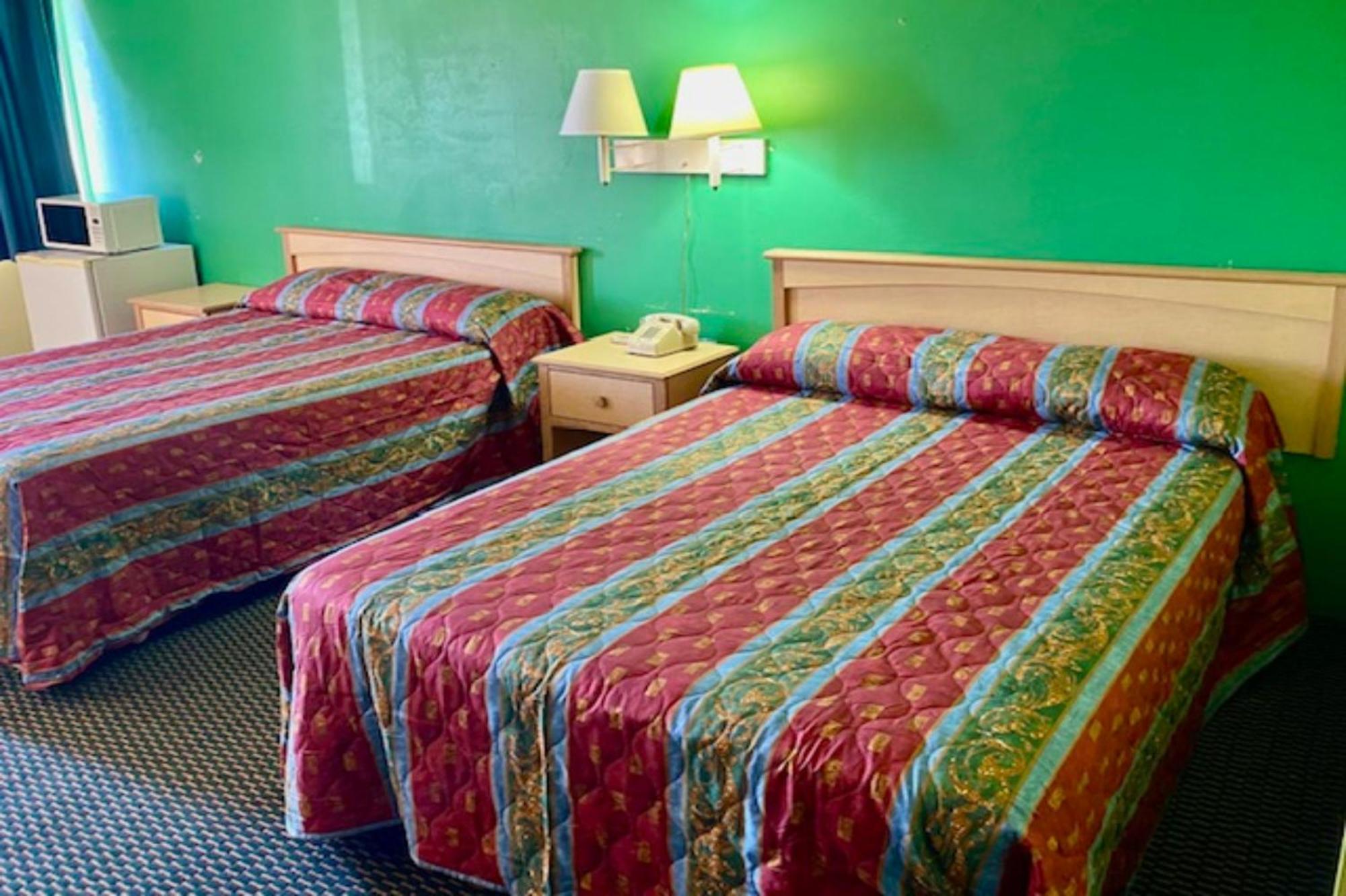 Red Carpet Inn & Suites Lima -Listing Partner Buitenkant foto